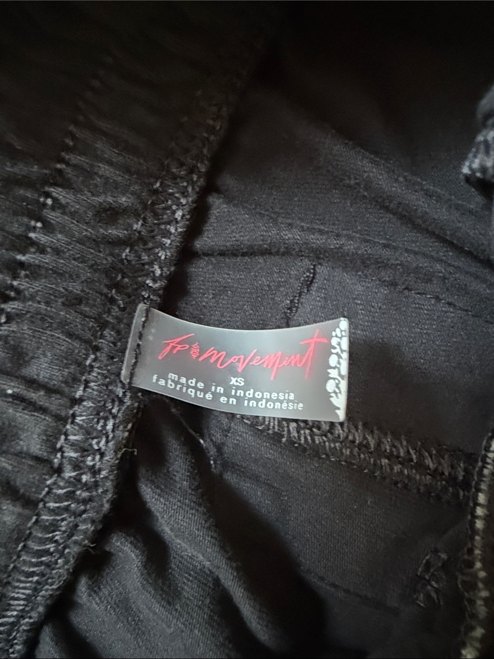 Free People Movement Hot Shot Crossover Set in Washed Black BNWT - Picture 7 of 9
